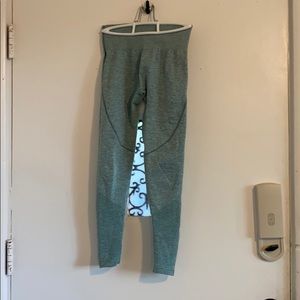 Blue workout leggings